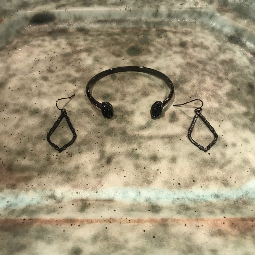 Kendra Scott black bangle and earrings